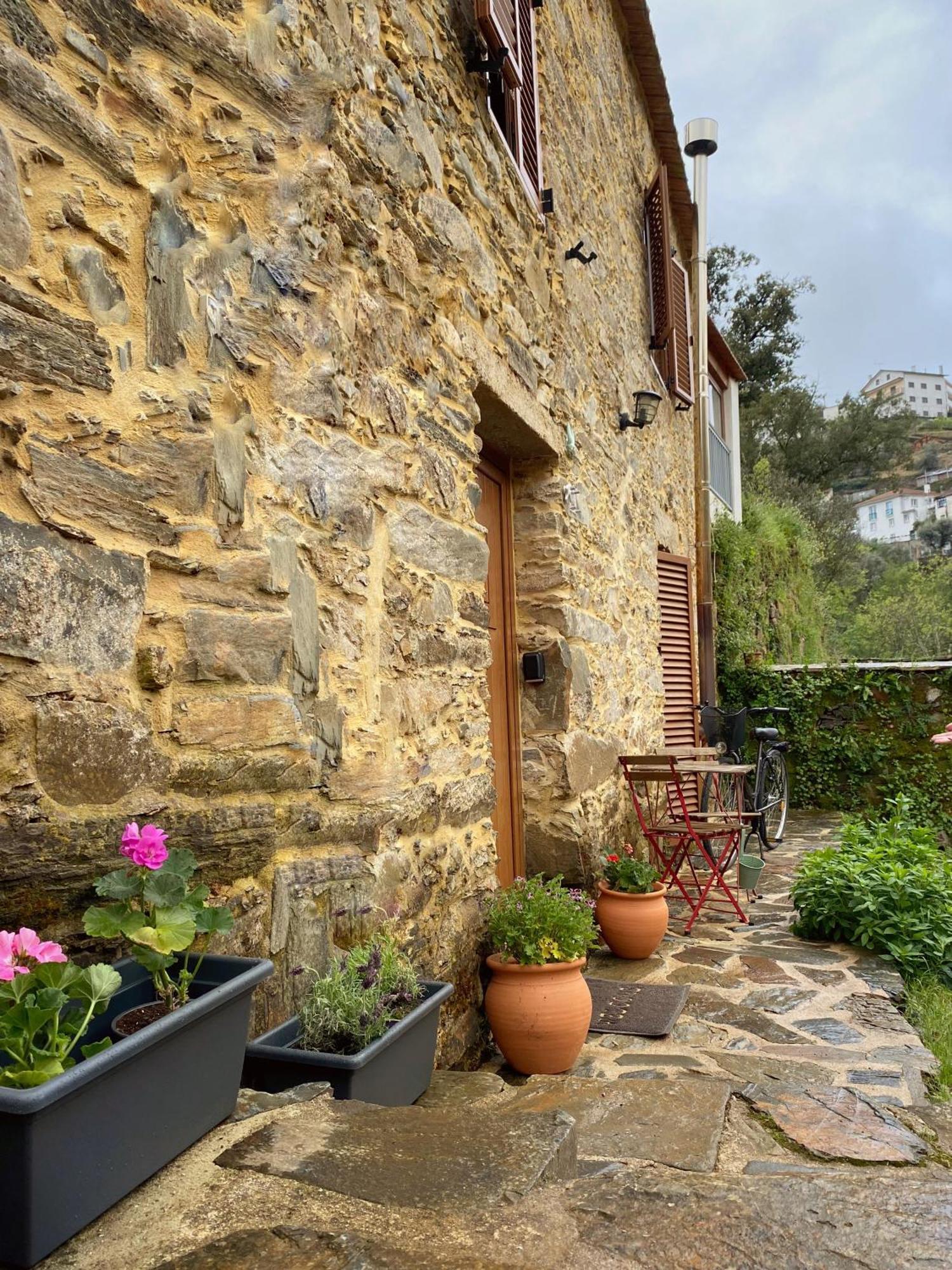 Pampihouse, Luxury Rustic House Near River Pampilhosa da Serra Bagian luar foto